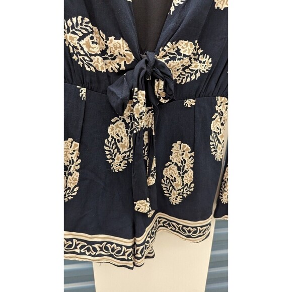 Loveriche Boho Bell Sleeve Front Tie Plunging Neckline Print Romper Small - Picture 4 of 5